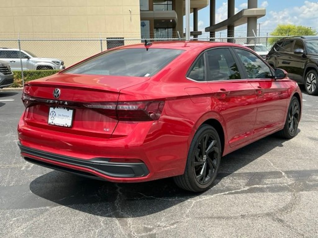 New 2026 Volkswagen Jetta 1.5T SE Sedan