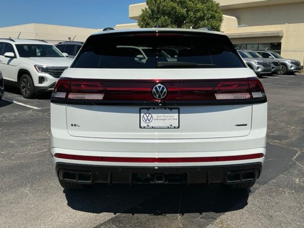 New 2026 Volkswagen Atlas Cross Sport SEL R-Line Black SUV