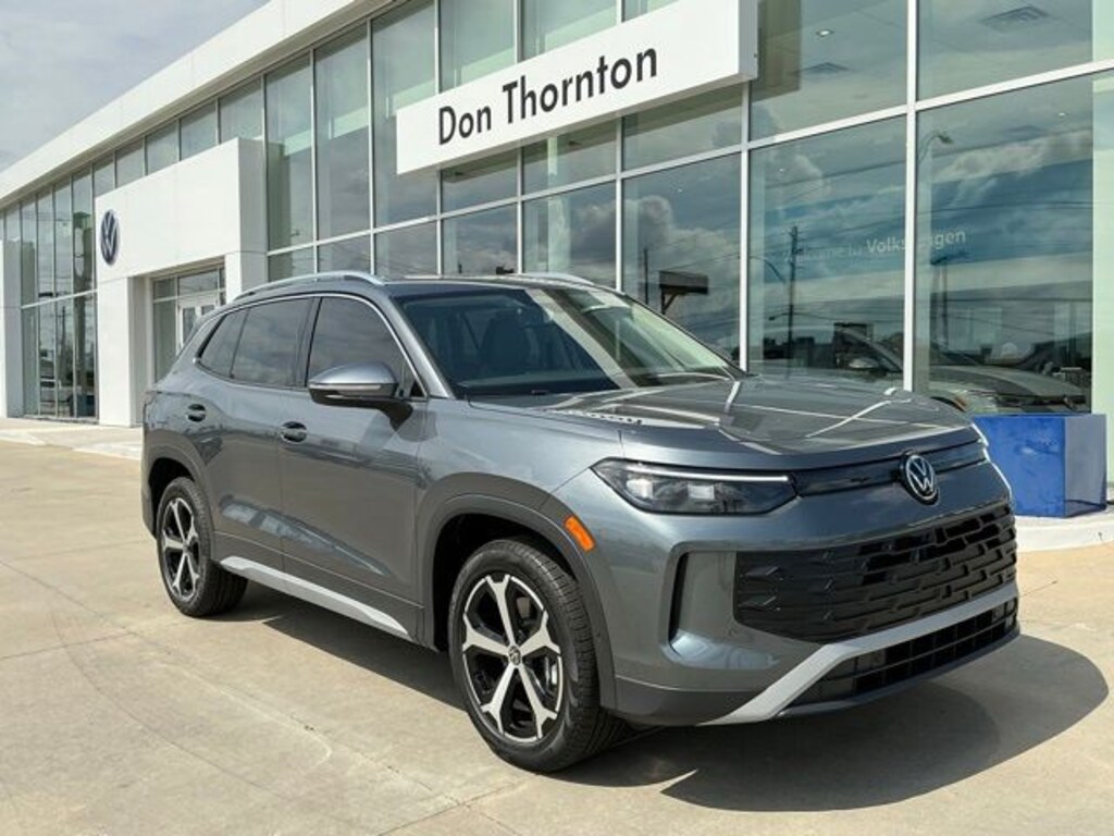 New 2026 Volkswagen Tiguan SE SUV