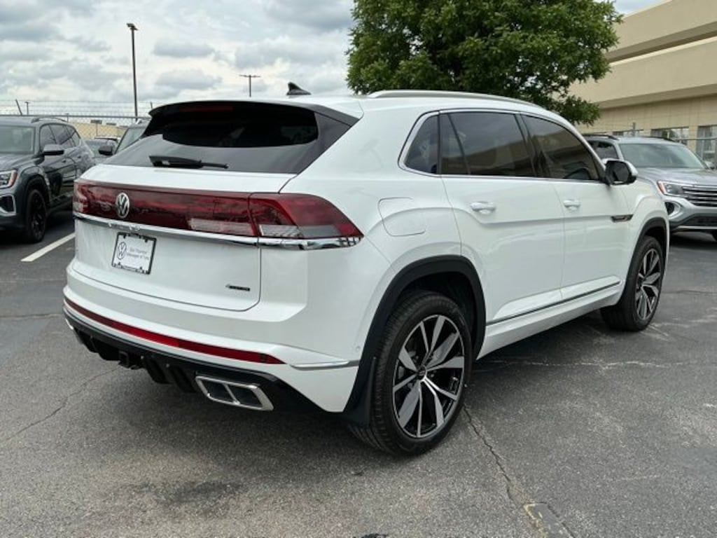 New 2026 Volkswagen Atlas Cross Sport 2.0T SEL Premium R-Line SUV
