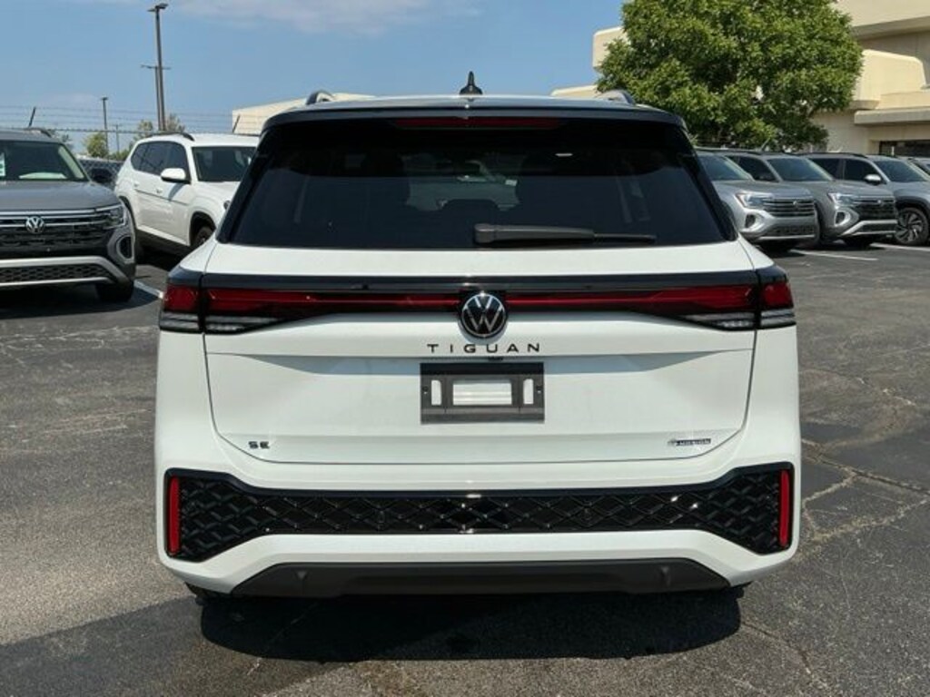 Certified 2025 Volkswagen Tiguan 2.0T SE R-Line Black SUV