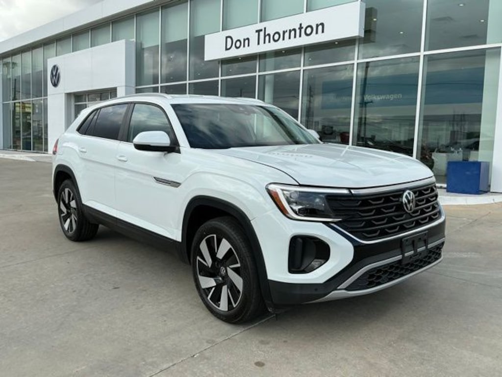 Used 2025 Volkswagen Atlas Cross Sport 2.0T SE w/Technology SUV