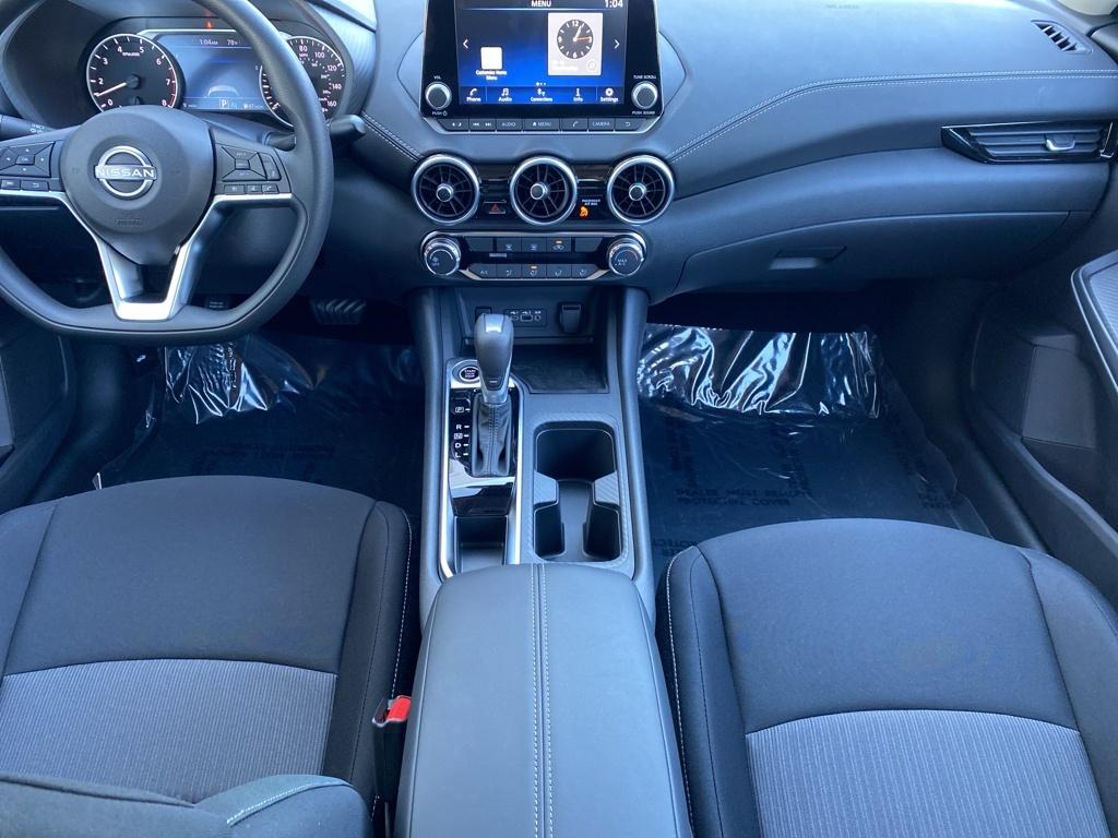 2025 Nissan Sentra SV photo 2