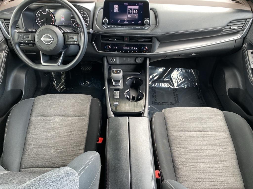 2023 Nissan Rogue SV photo 2