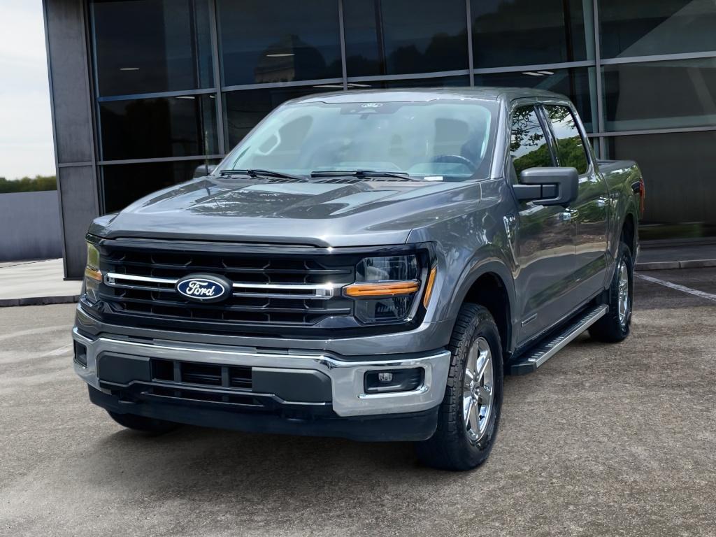2024 Ford F-150 XLT photo 3