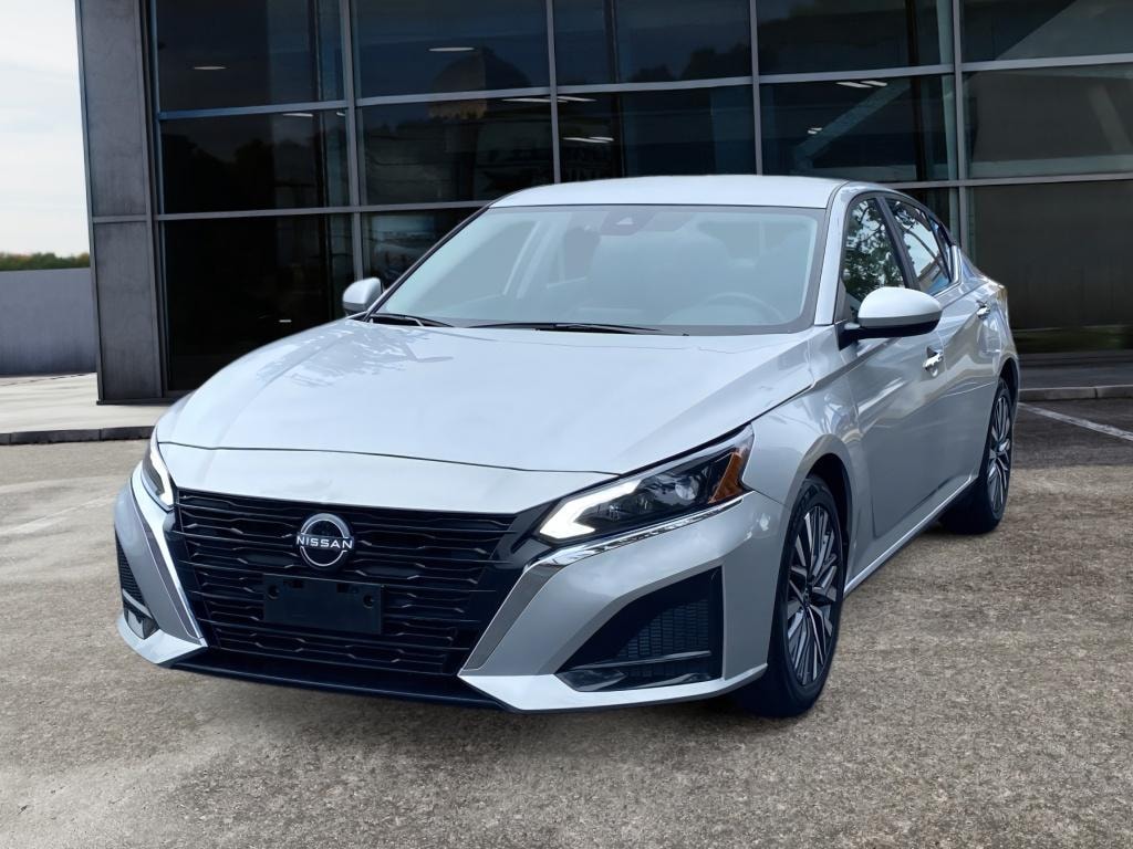 Certified 2023 Nissan Altima 2.5 SV Sedan