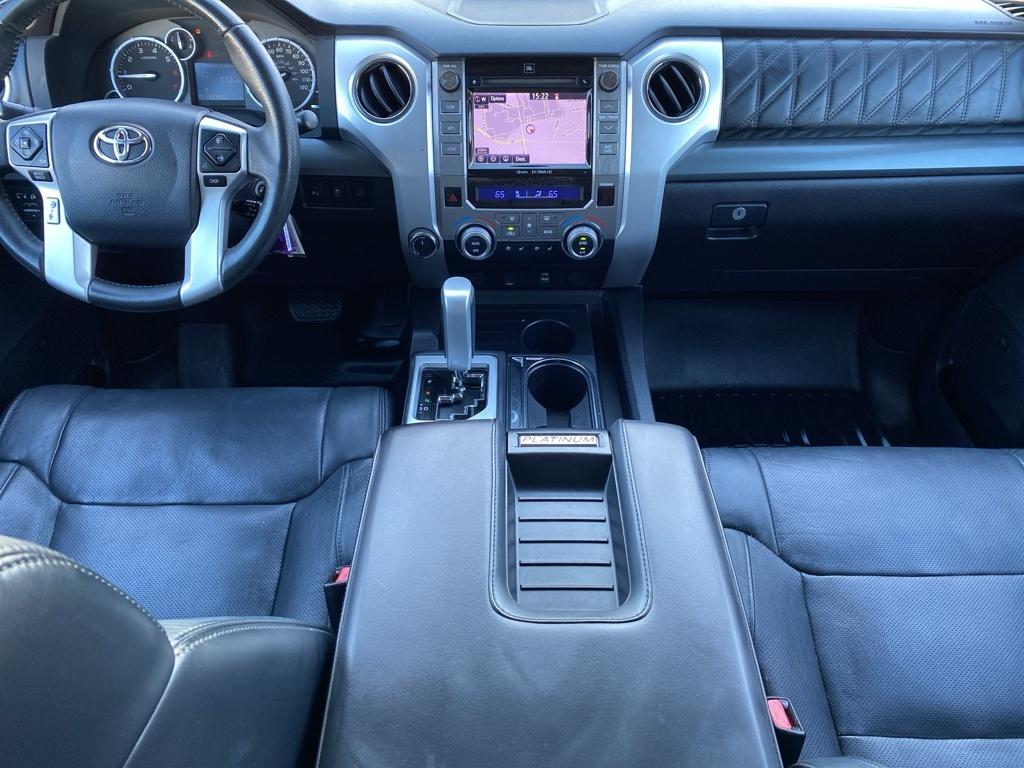 2015 Toyota Tundra Platinum Grade photo 2