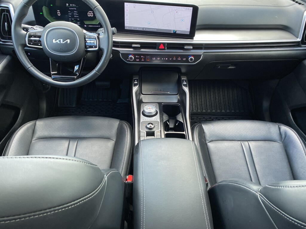2025 Kia Sorento Hybrid EX photo 2