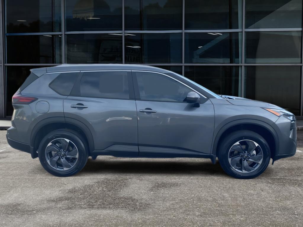 2026 Nissan Rogue SV photo 3