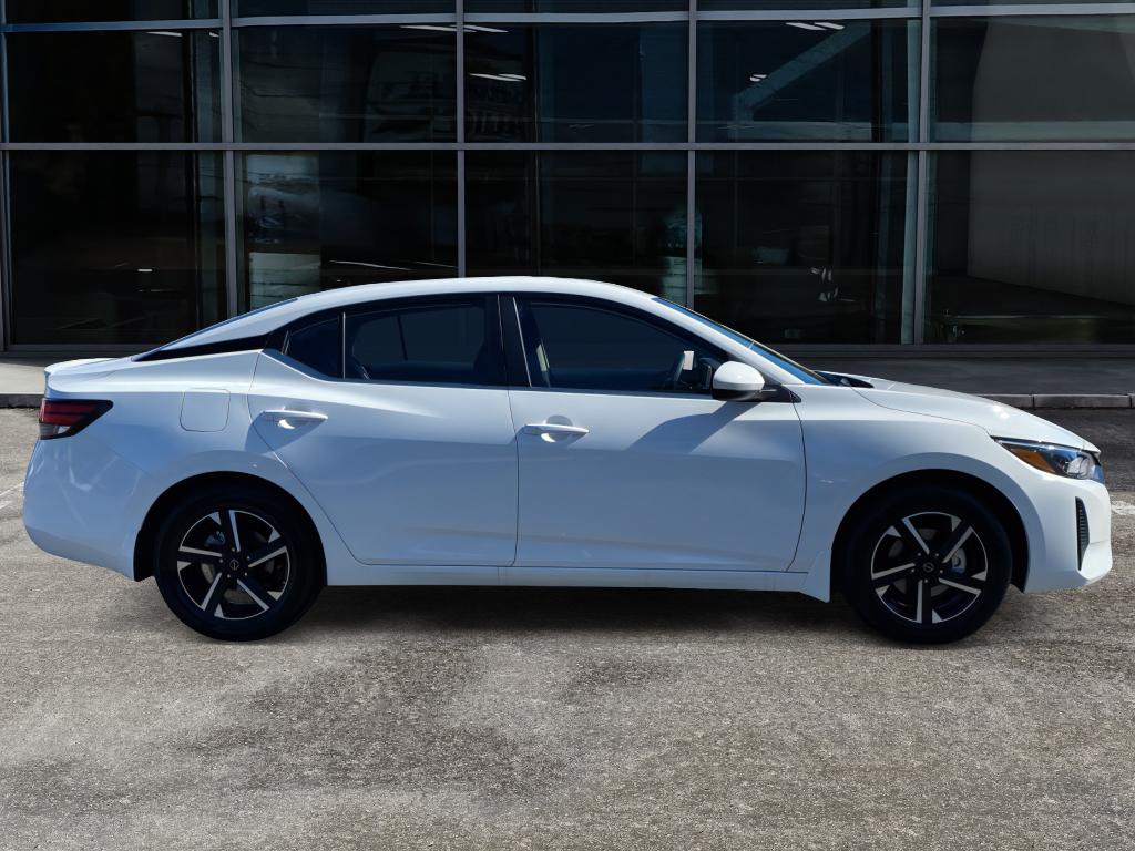 2025 Nissan Sentra SV photo 4