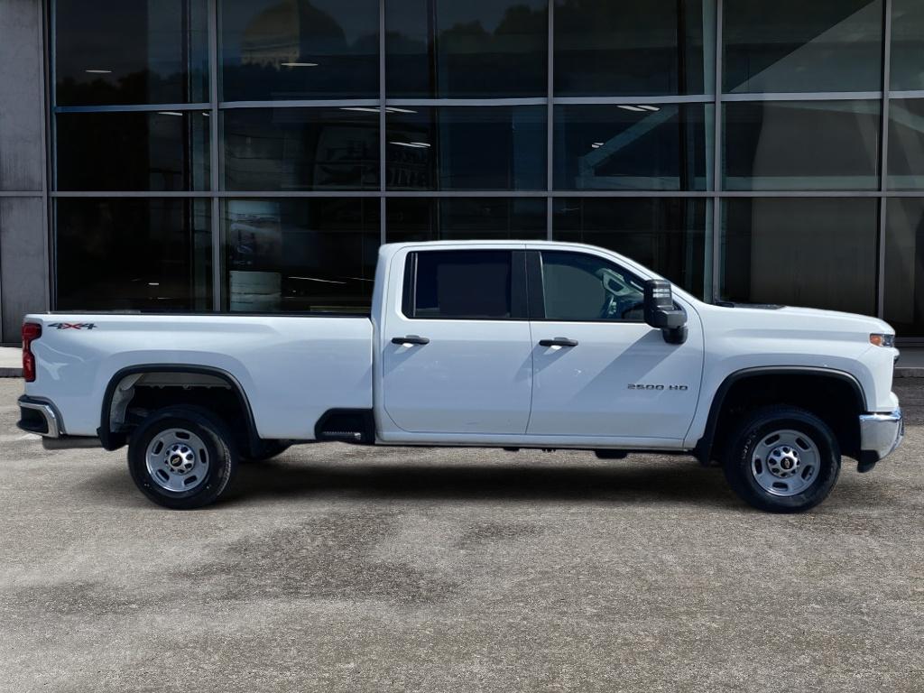 2024 Chevrolet Silverado Work Truck photo 4