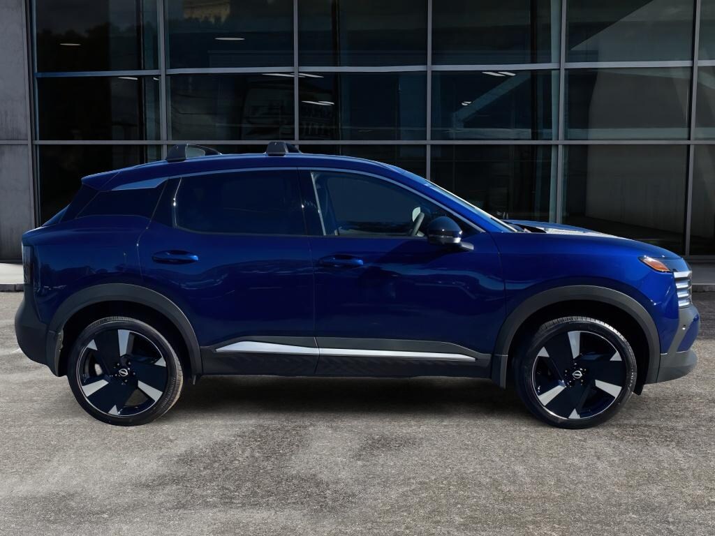 New 2026 Nissan Kicks SR SUV