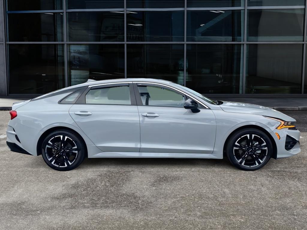 2024 Kia K5 GT-Line photo 4