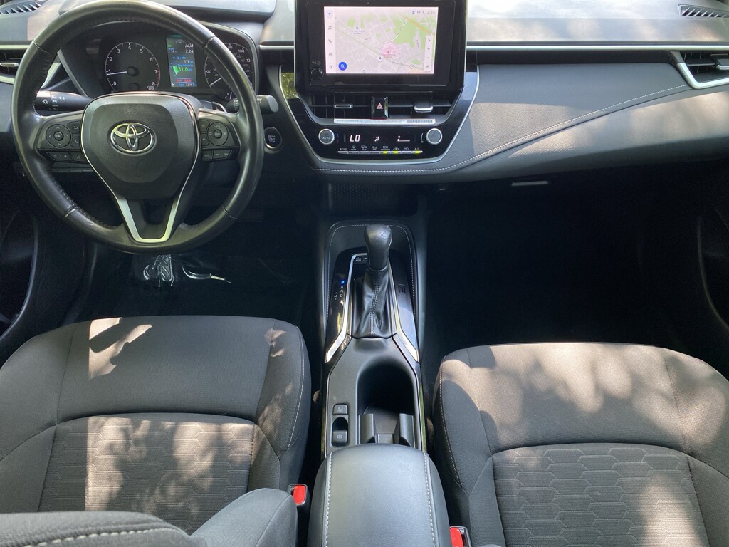 Certified 2025 Toyota Corolla Hatchback SE Hatchback