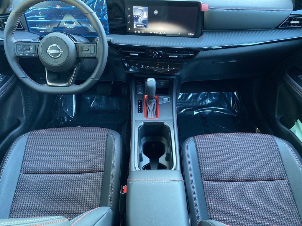 New 2026 Nissan Kicks SR SUV