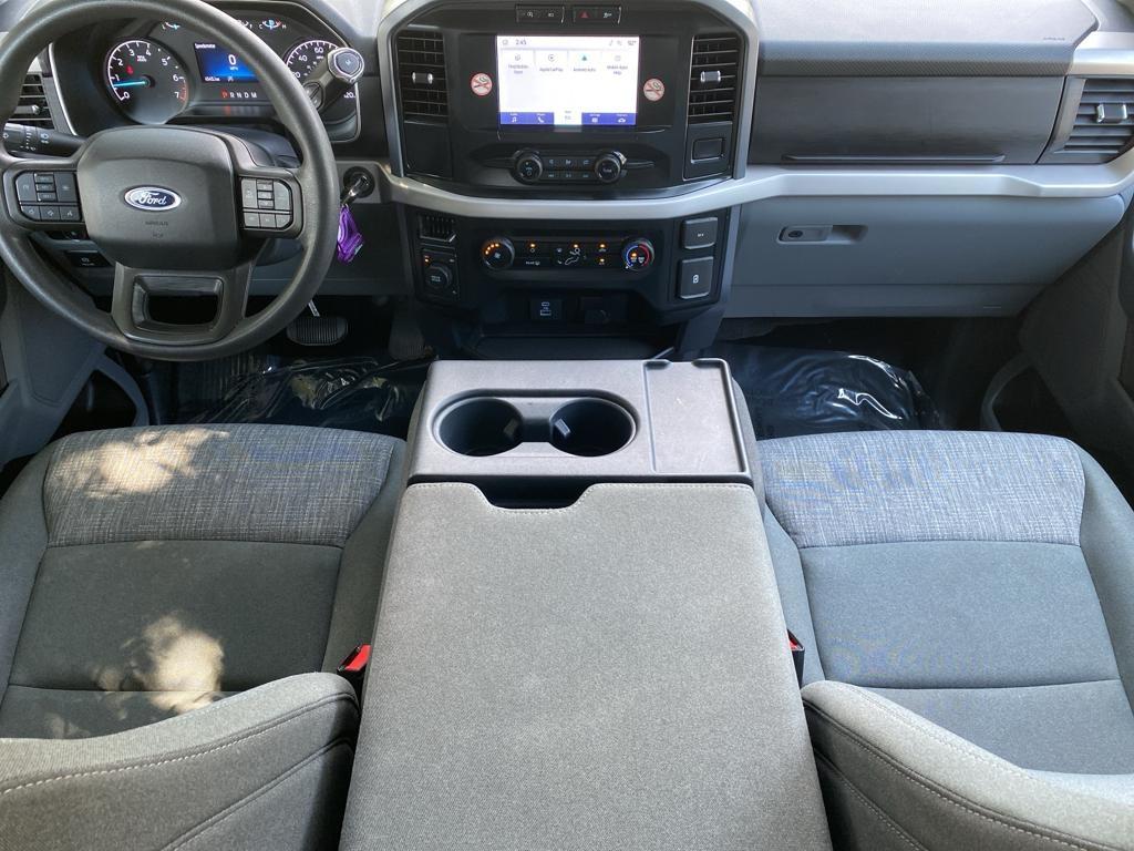 2023 Ford F-150 XLT photo 2