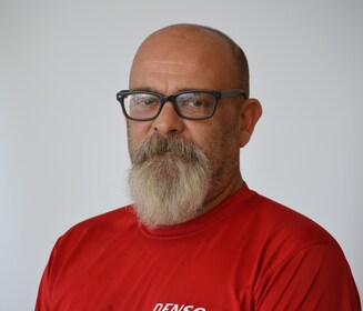 Staff member Rob Miller from 8d93ee47990b