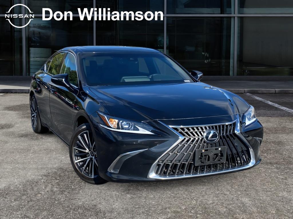 2023 Lexus ES 350's photo