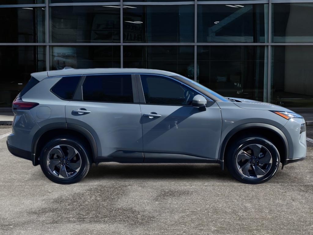 2026 Nissan Rogue SV photo 2