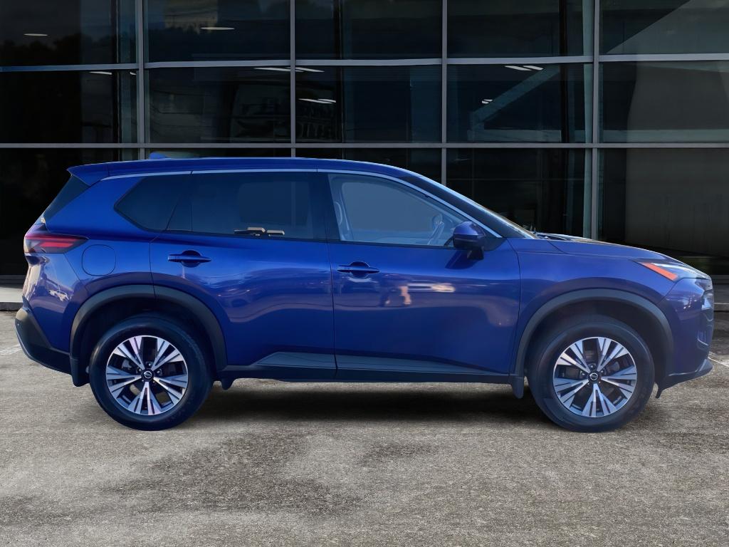 2021 Nissan Rogue SV photo 4