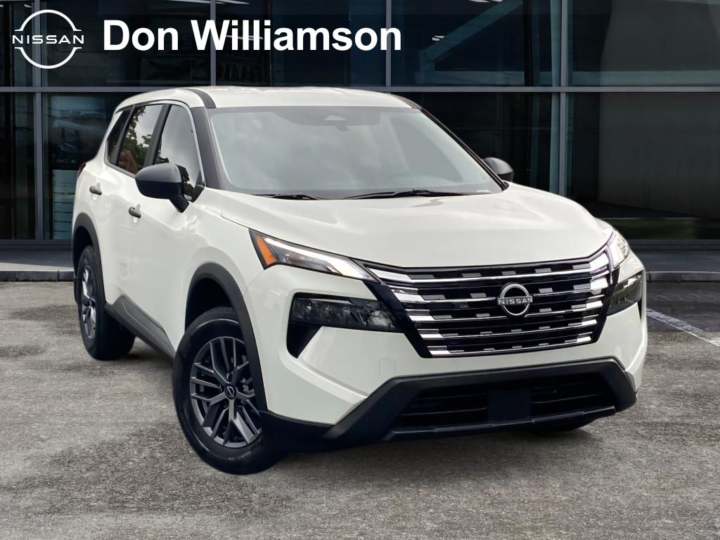 2026 Nissan Rogue S's photo