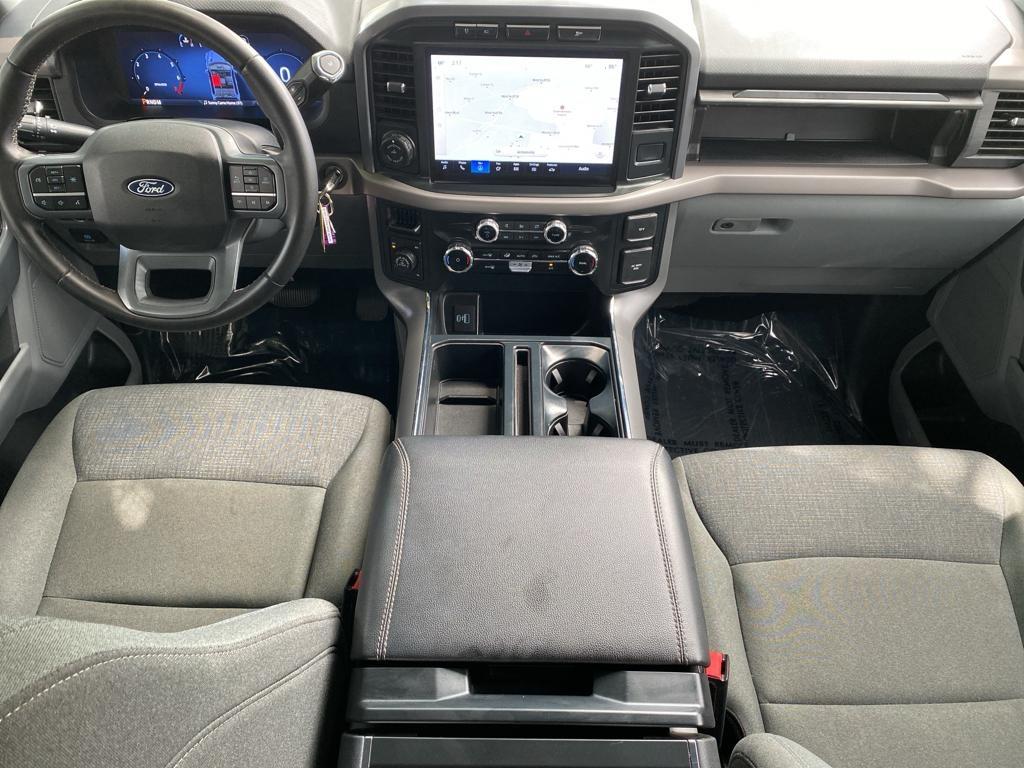2024 Ford F-150 XLT photo 2