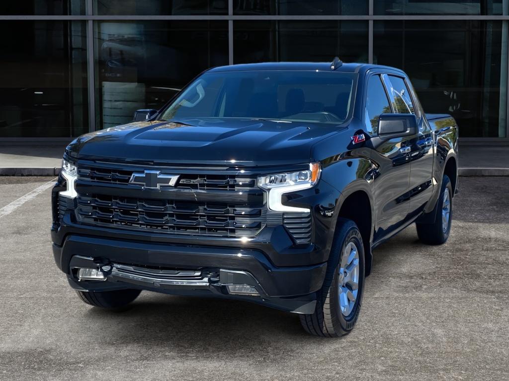 2023 Chevrolet Silverado 1500 RST photo 3