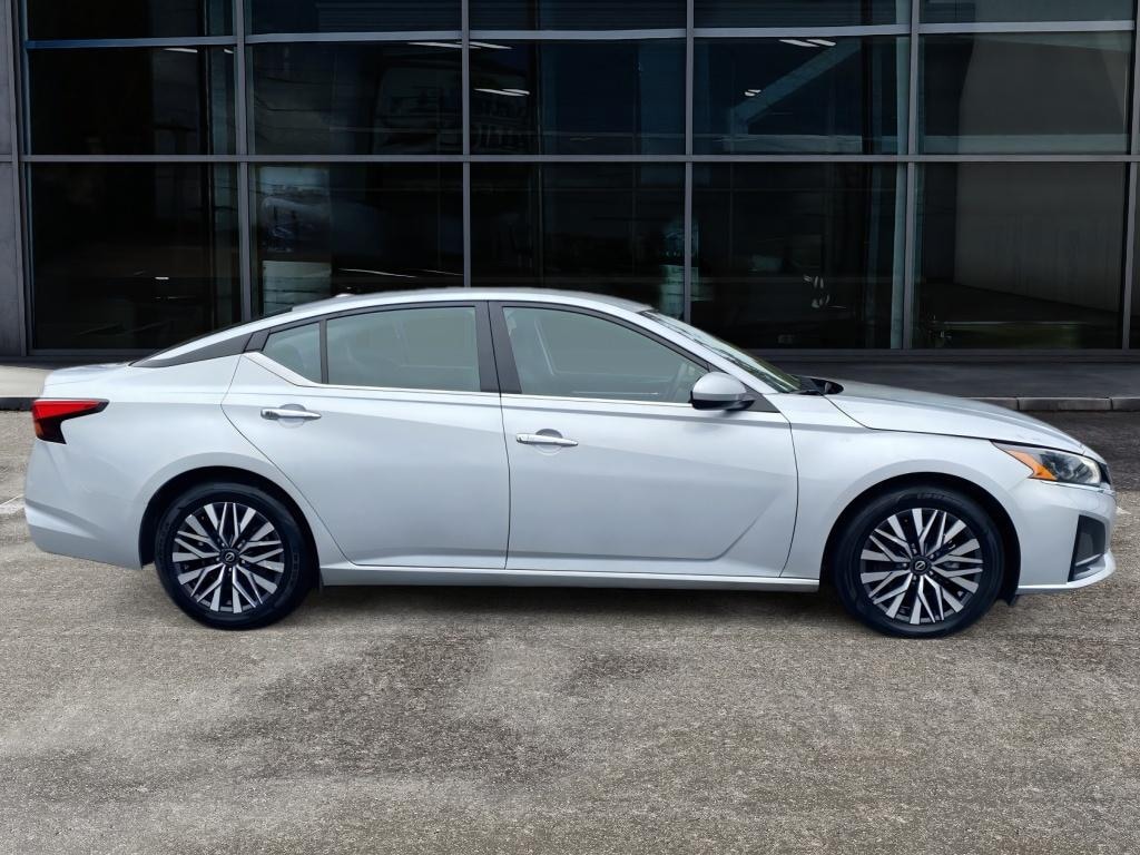 Certified 2023 Nissan Altima 2.5 SV Sedan