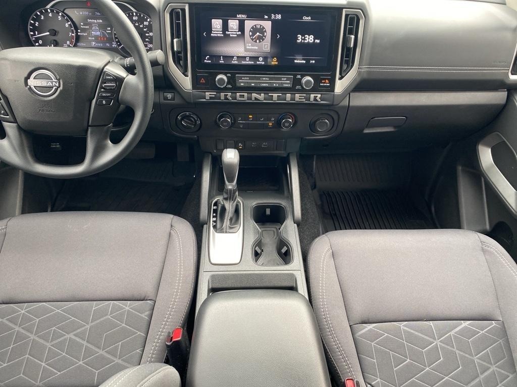 Certified 2025 Nissan Frontier SV Crew Cab