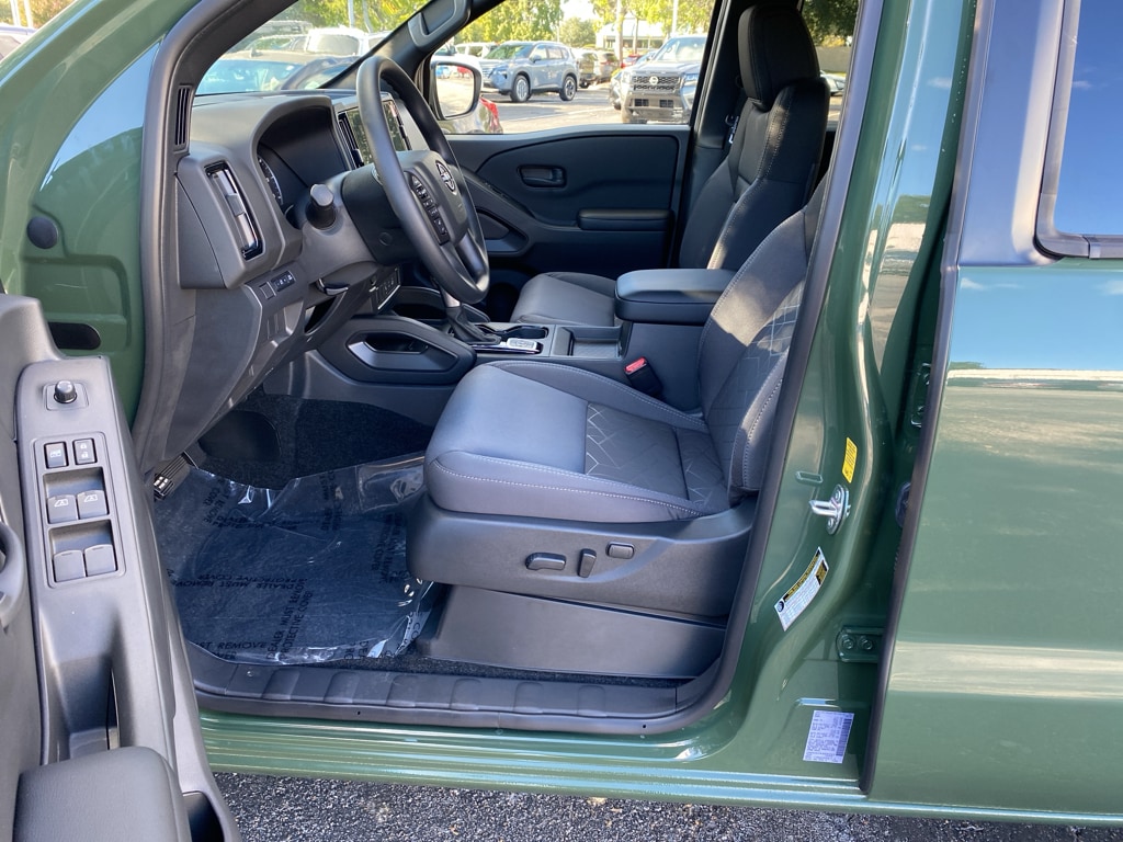2026 Nissan Frontier SV - Photo 13