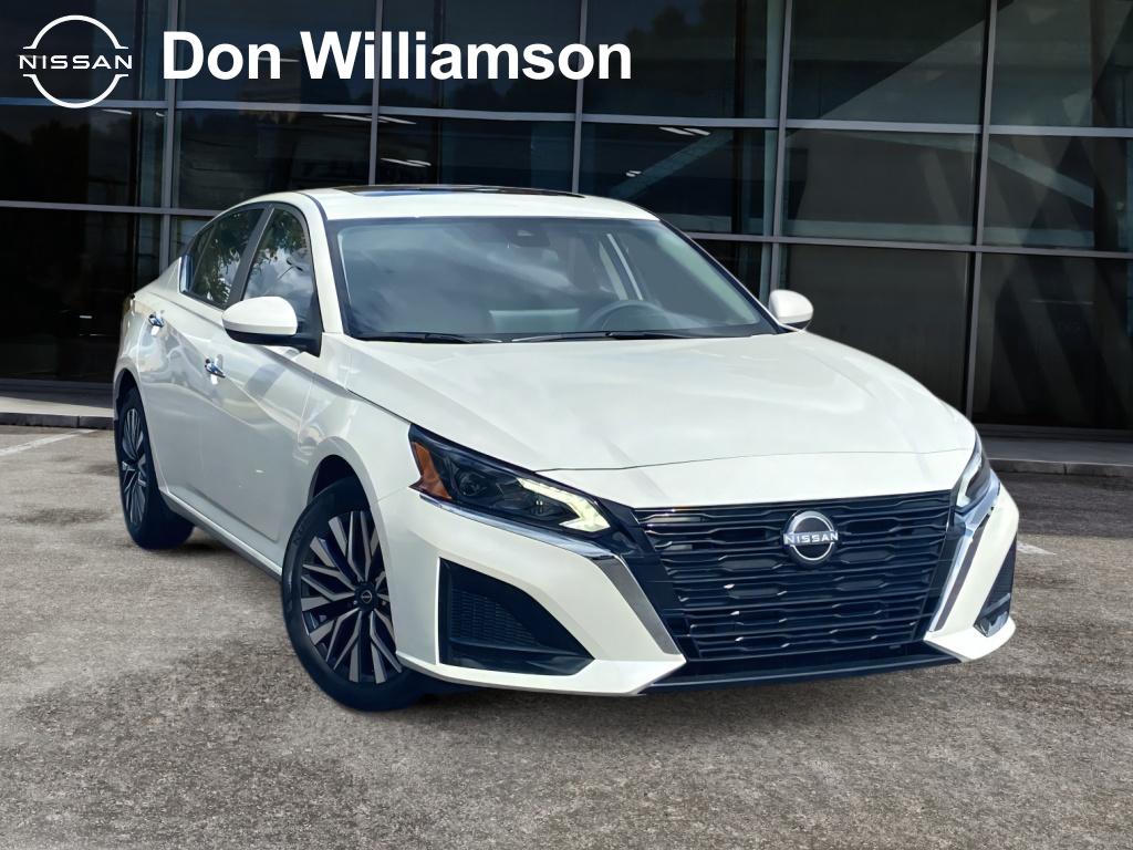 2025 Nissan Altima