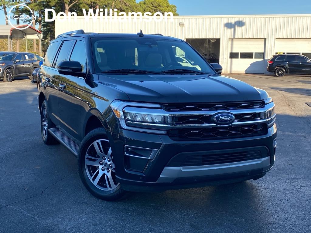 2024 Ford Expedition Limited's photo