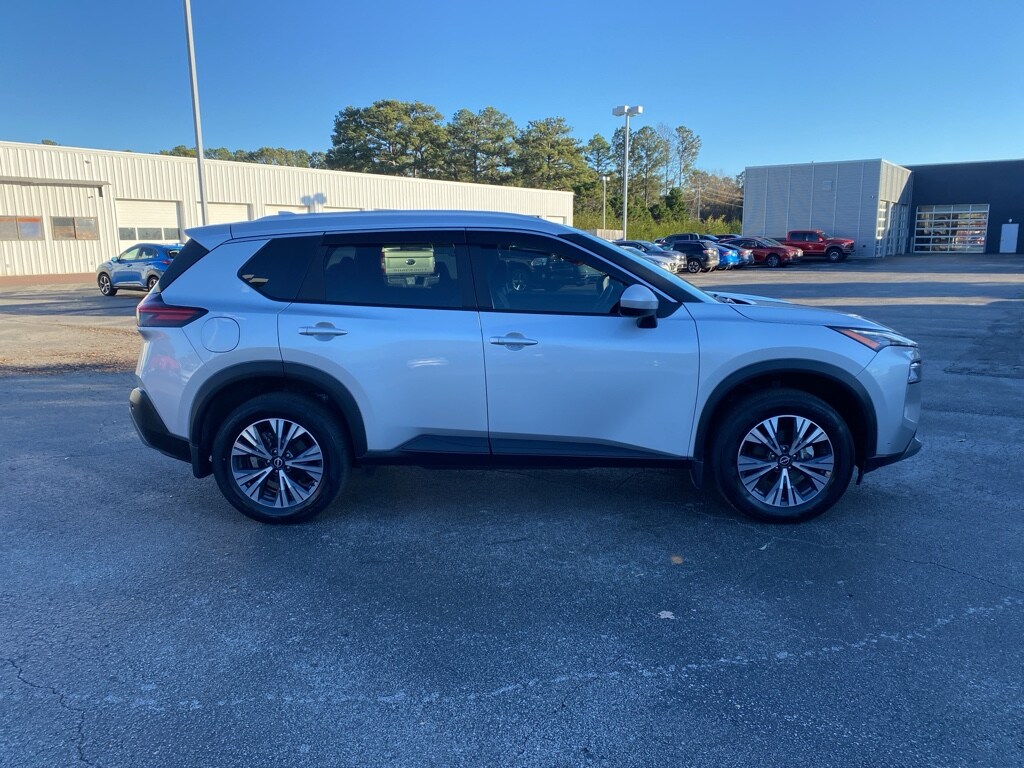 Used 2023 Nissan Rogue SV Sport Utility