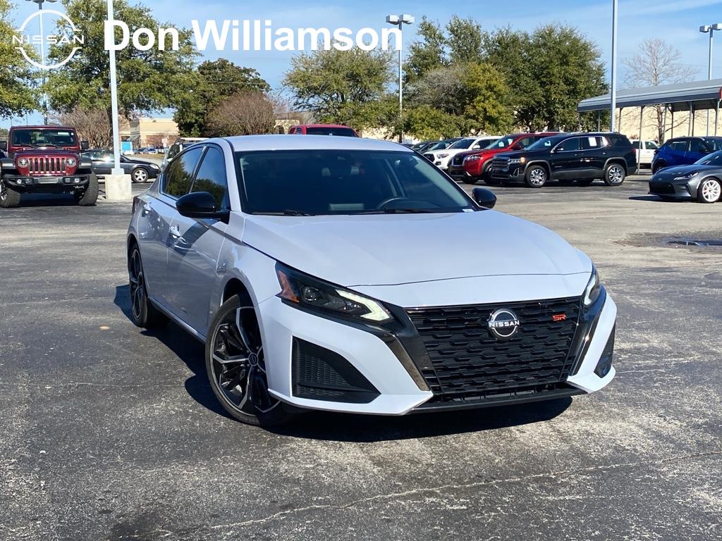 2024 Nissan Altima SR
