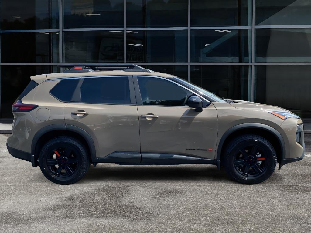2026 Nissan Rogue SV photo 4