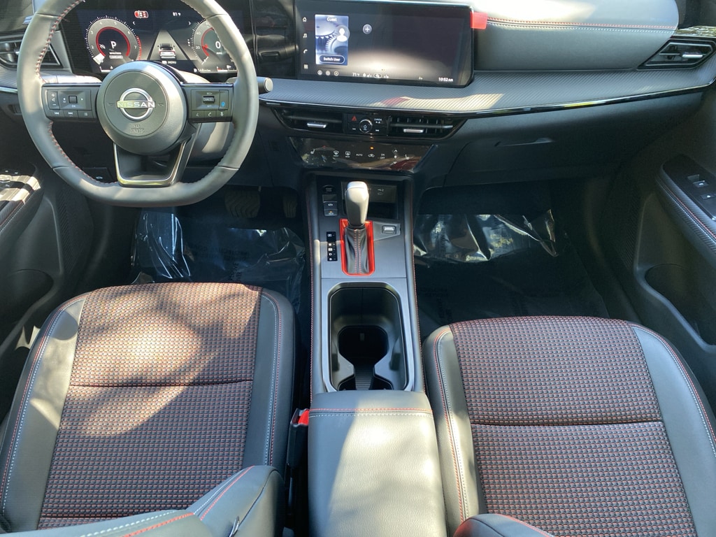 New 2026 Nissan Kicks SR SUV