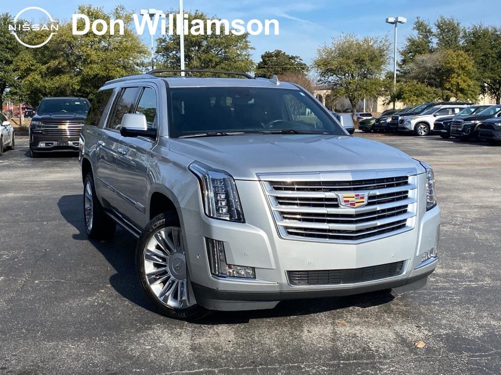 2020 Cadillac Escalade ESV Platinum's photo
