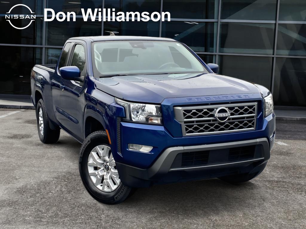 2023 Nissan Frontier SV's photo