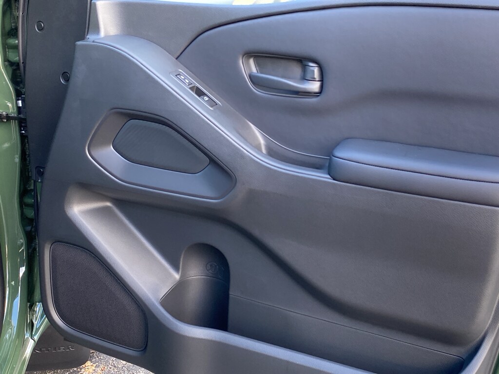 2026 Nissan Frontier SV - Photo 28