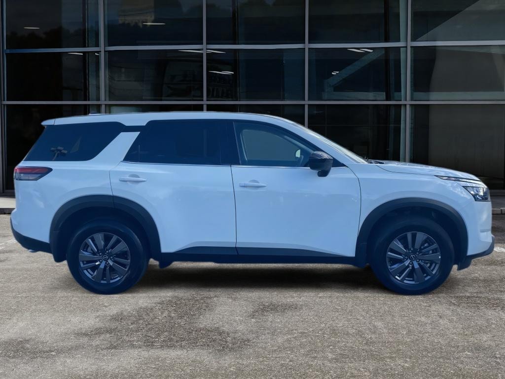 New 2025 Nissan Pathfinder S Wagon
