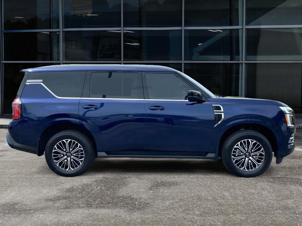 2025 Nissan Armada SL photo 4