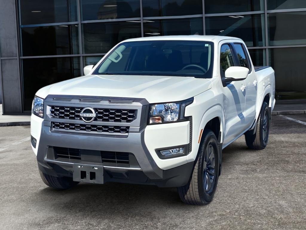 2025 Nissan Frontier SV Crew Cab photo 3