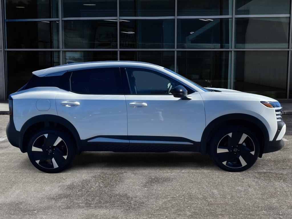 New 2026 Nissan Kicks SR SUV