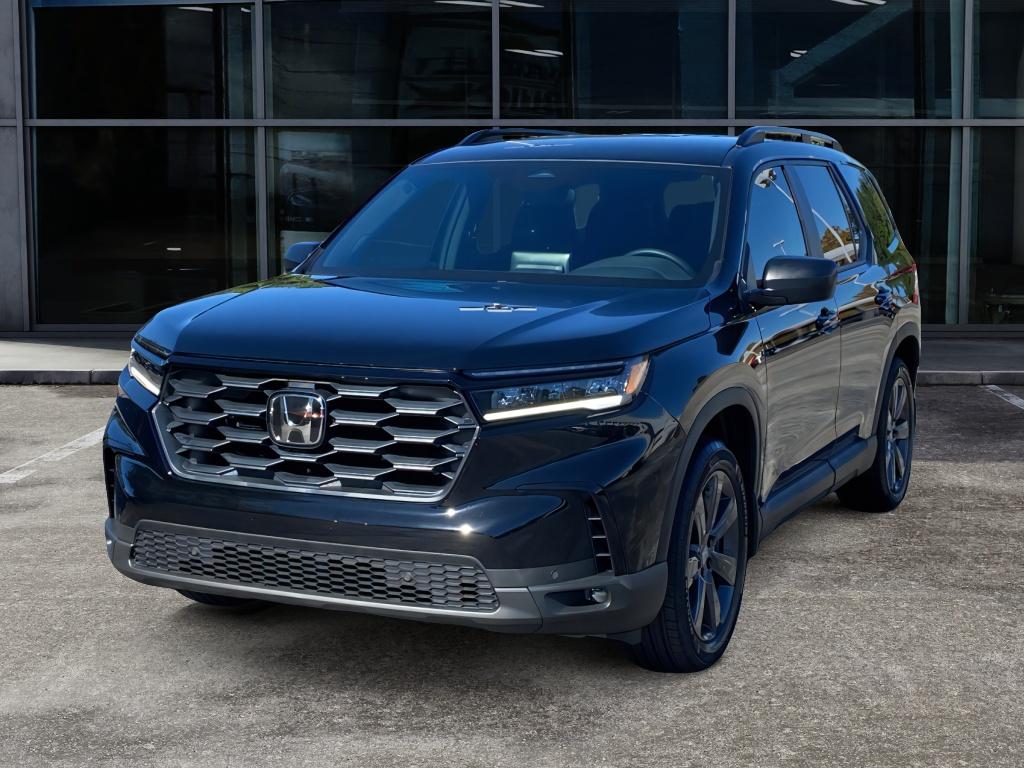 2025 Honda Pilot Sport photo 3