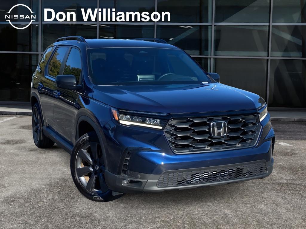 2025 Honda Pilot Sport's photo
