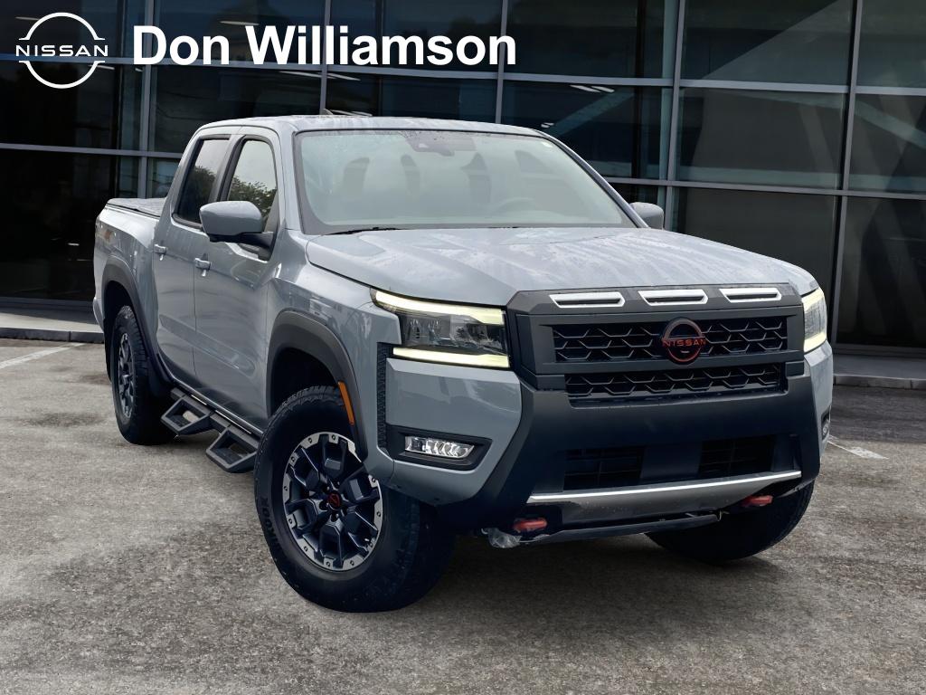 2026 Nissan Frontier PRO-4X's photo