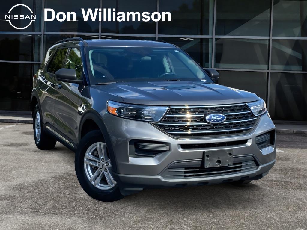 2022 Ford Explorer XLT's photo