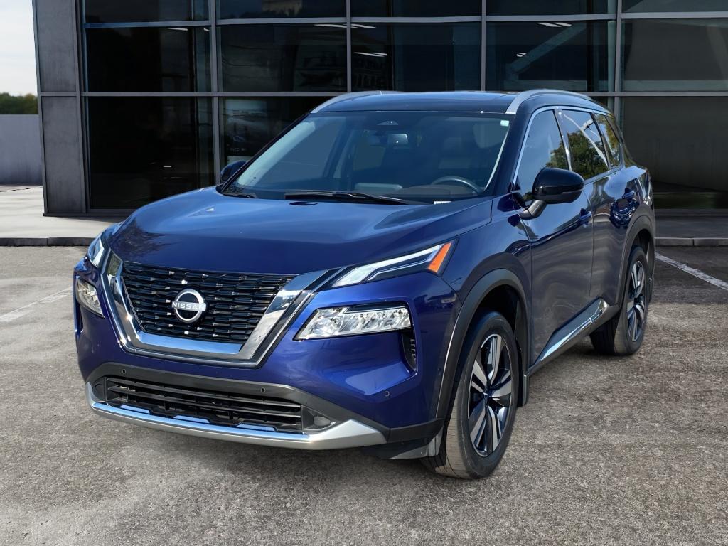 2023 Nissan Rogue Platinum photo 3