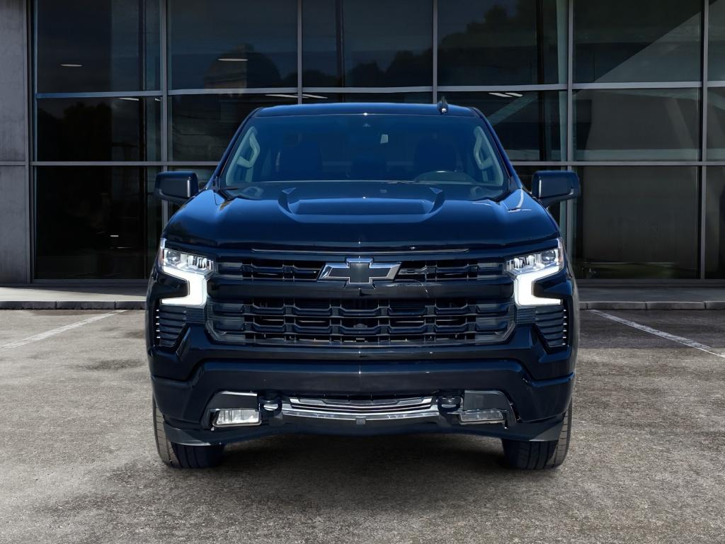 2023 Chevrolet Silverado 1500 RST photo 2