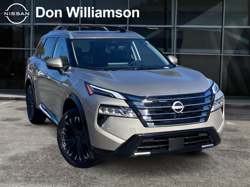 2026 Nissan Rogue Platinum's photo